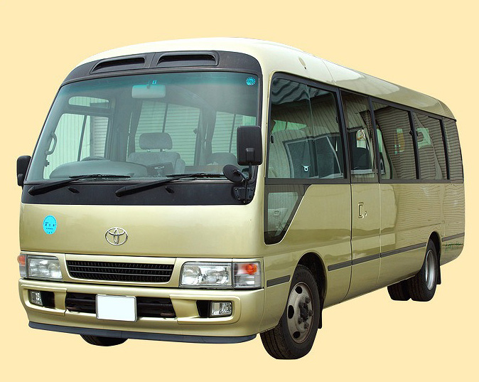 あやめレンタカーのマイクロバス02